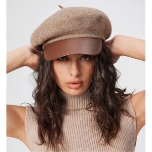 🟤NWT CIDER Trimmed Beret in Brown